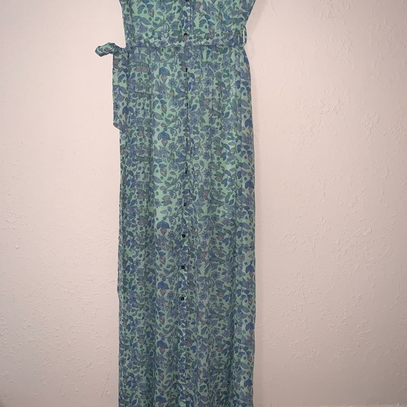 Disney’s Alice Through the Looking Glass Dress! - Picture 6 of 12